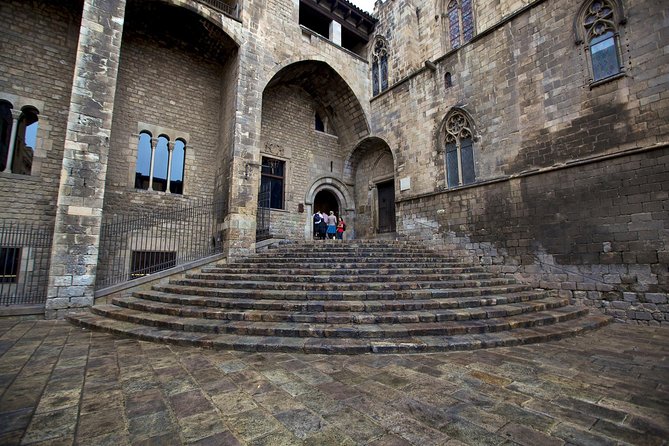 Gothic Quarter & Picasso Museum Private tour - Four hours means a serious walk