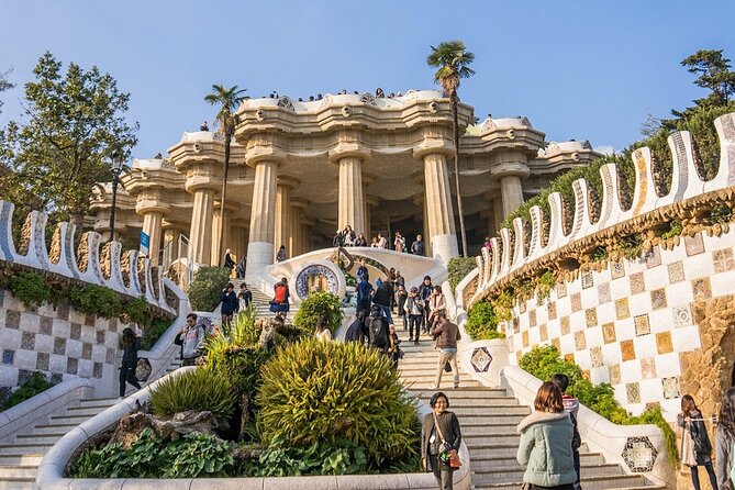Guided Walking Tour in Park Güell Barcelona - Entering through the Park Güell meeting point