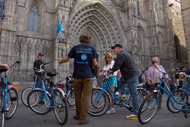 Historical and Modernist Bike Tour Barcelona - A quick ride from medieval Barcelona to Gaudí