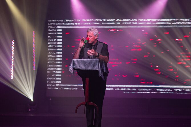 House of Illusion Magic Show with Drinks - Is three hours too long?