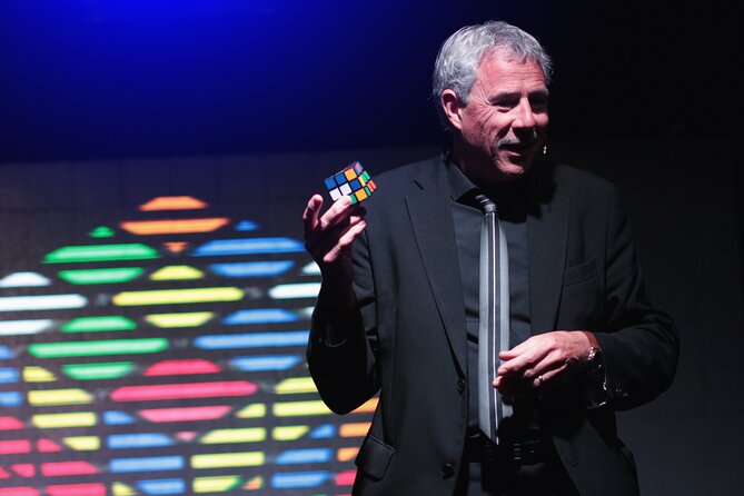 House of Illusion Magic Show with Drinks - Seating, service and the overall atmosphere
