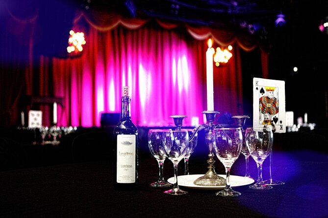House of Illusion Magic Show with Drinks - Starting with magic in Houdini’s Bar