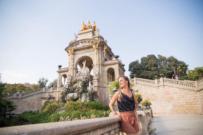 Instagram Photoshoot Tour in Barcelona - Arc de Triomf delivers the boldest backdrop