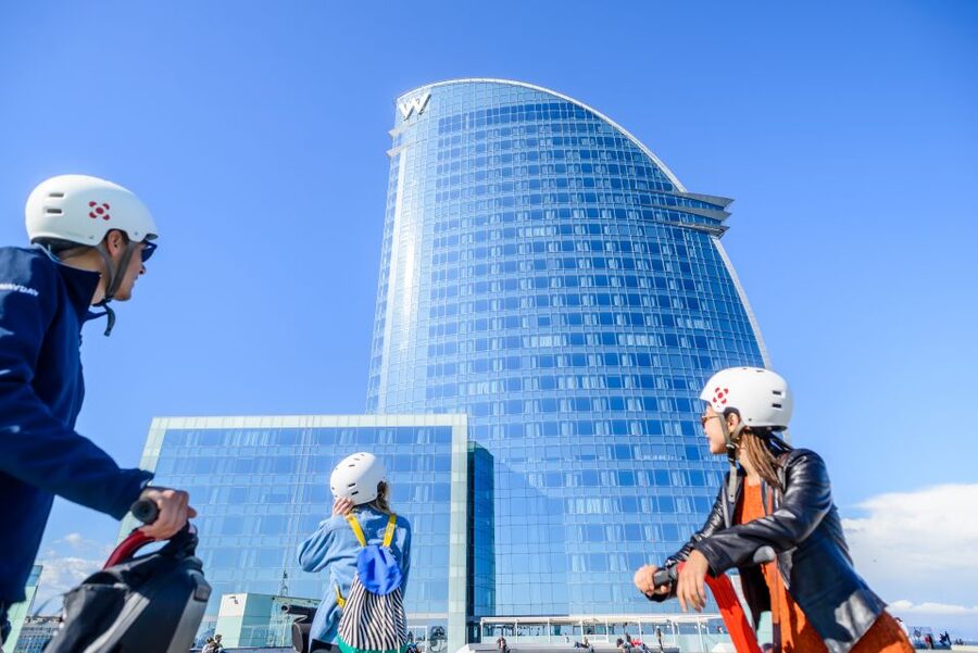 Intro Segway Tour Barcelona 1h - La Cara de Barcelona and the old harbor at Port Vell