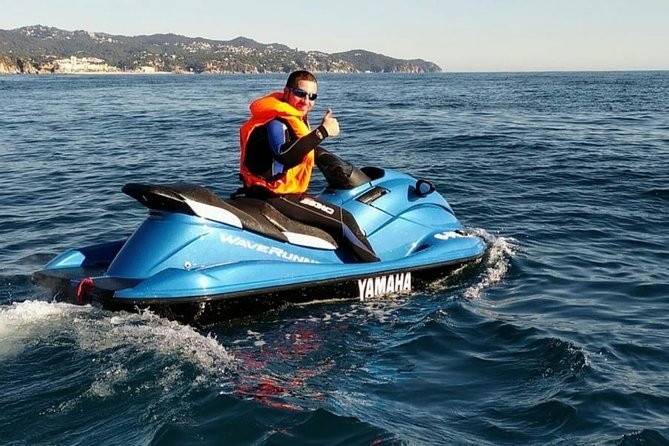 Jet ski tour in Lloret, Blanes and Tossa - Why the guide matters on this outing