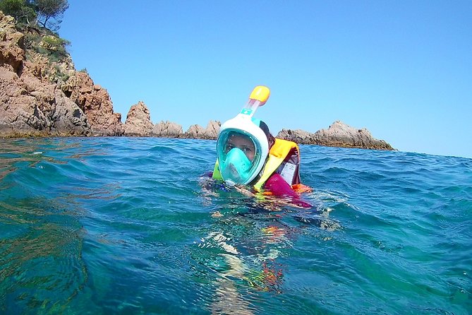 Kayak excursion in Playa de Aro - Family suitability and group atmosphere