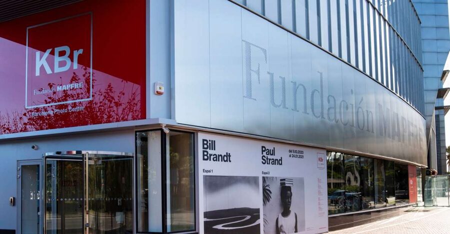 KBr Fundación MAPFRE – Photography Exhibitions - Entering the Port Olímpic photography center