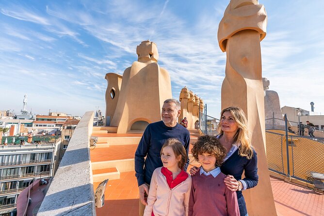 La Pedrera-Casa Mila Admission Ticket with Audioguide - Listening to Gaudí as you move
