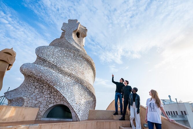 La Pedrera-Casa Mila Admission Ticket with Audioguide - Inside the recreated La Pedrera Apartment