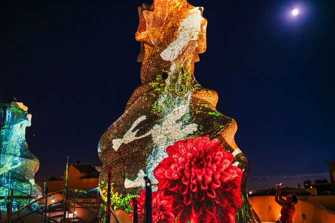 La Pedrera - Casa Mila Night Experience - Cava on the Provença patio