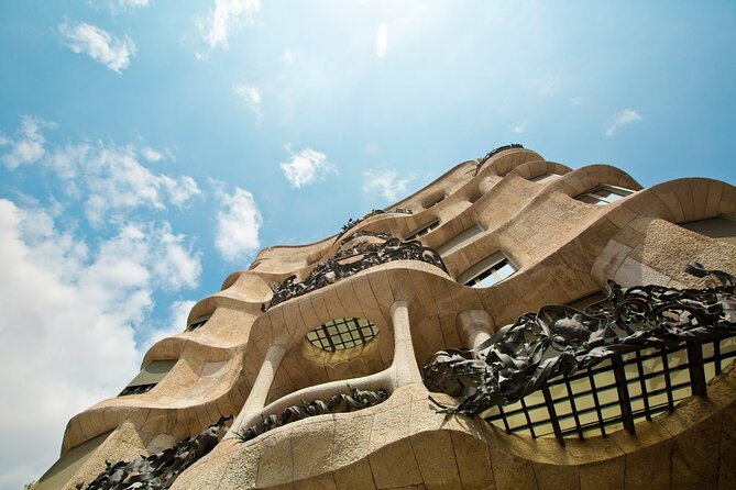 Life of Gaudi and Architectural | Walking Tour | 2h - Palau Güell and the patron behind the work