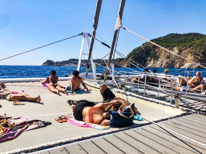 Lloret de Mar: Catamaran Sailing Cruise with BBQ and Drinks - Sailing from Lloret’s beach promenade