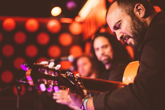 Los Tarantos Barcelona Flamenco Show Ticket - Drinks, seating, and the small-venue tradeoff
