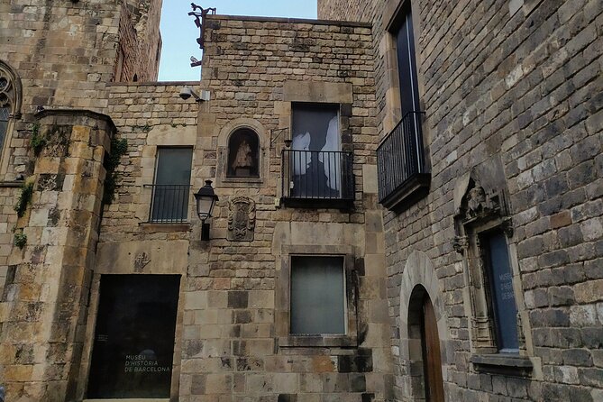 Luca’s Hidden Old Barcelona: the Gothic and El Born Tour - Sant Felip Neri and the scars of the Spanish Civil War