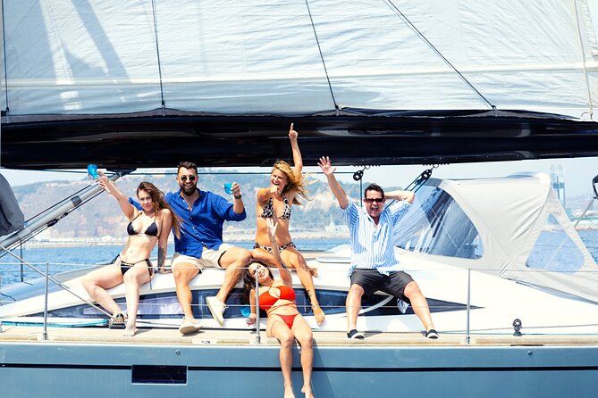 Luxury Private Yacht Sailing Tours in Barcelona - How the price works for couples, families, and groups