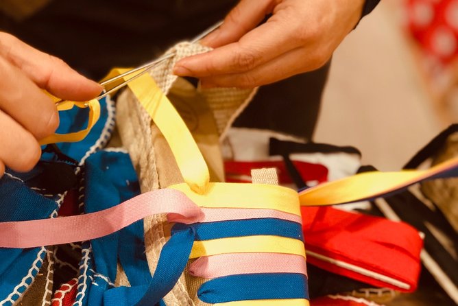 Make Authentic Espadrilles in Barcelona - Timing, meeting point, and practical details
