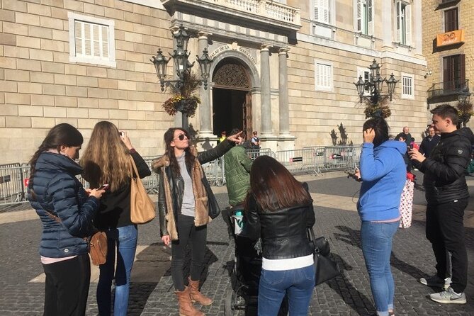 Max 6 People Full-Day Tour Barcelona, Sagrada Familia, Parc Guell - What the $492 price really buys you