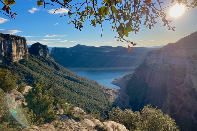 Medieval Towns and Nature Parks Exclusive Trip with Pickup - What the small group changes