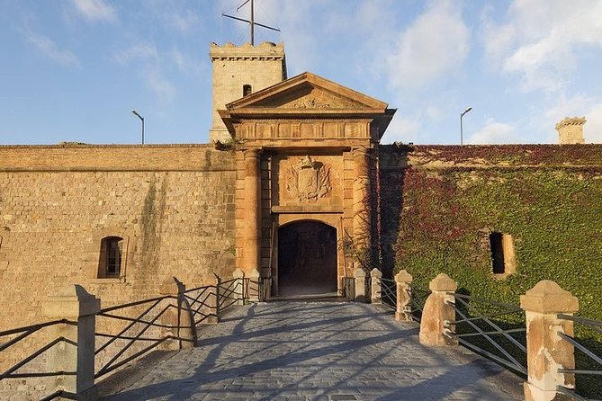 Montjuïc Cable Car & Magic Fountain Barcelona Private Tour - Raval adds a different side of central Barcelona