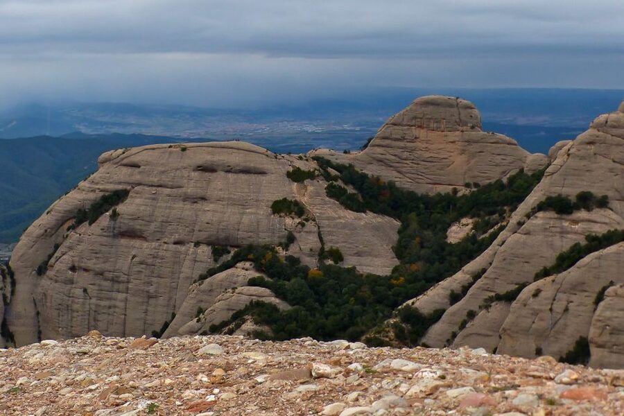 Montserrat: 6-Hour Tour with a Choice of 3 Levels of Hiking - A picnic that feels connected to Catalonia
