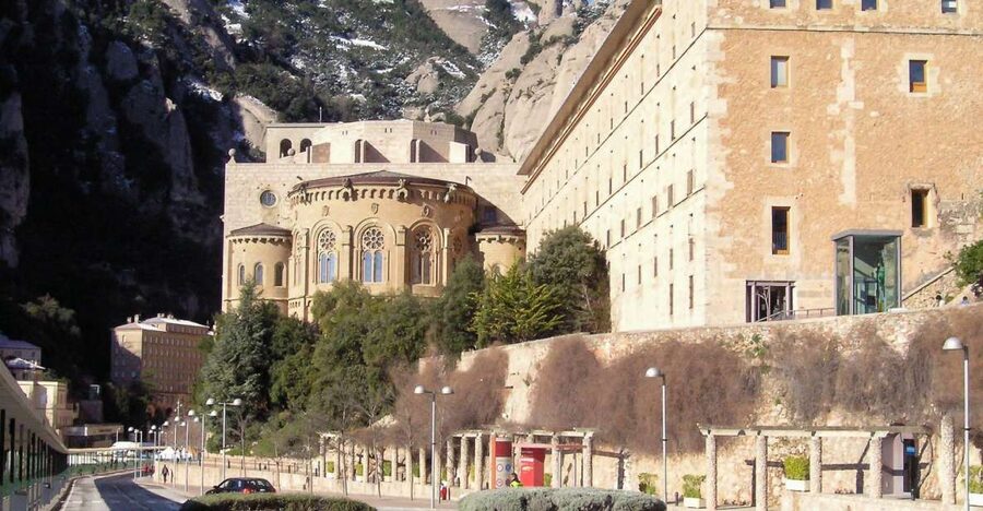 Montserrat: 6-Hour Tour with a Choice of 3 Levels of Hiking - The 50-minute ride from Barcelona