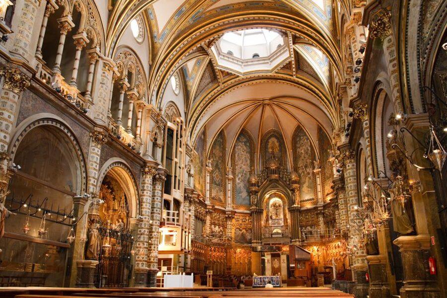 Montserrat & Cava Wineries Day Trip from Barcelona w/ Pickup - Three cavas and tapas, with an important price warning