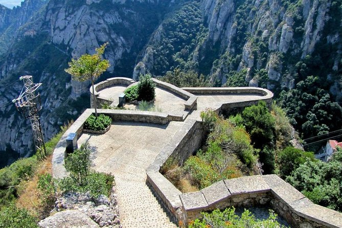 Montserrat Private Tour by Train from Barcelona - Montserrat Museum: Caravaggio, Dalí, and Picasso