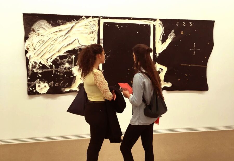Museu Tàpies Barcelona – Ticket & Art Exhibitions - Seeing more than 350 works by Antoni Tàpies