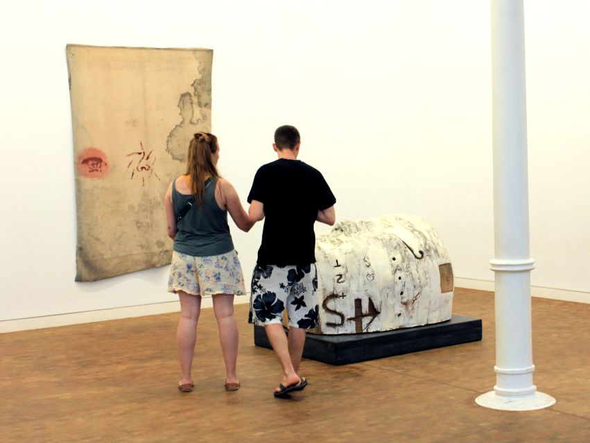 Museu Tàpies Barcelona – Ticket & Art Exhibitions - Who will enjoy this museum most?