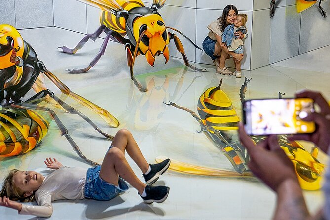 Museum of Illusions Guided Tour - What the Museum of Illusions in Barcelona really is