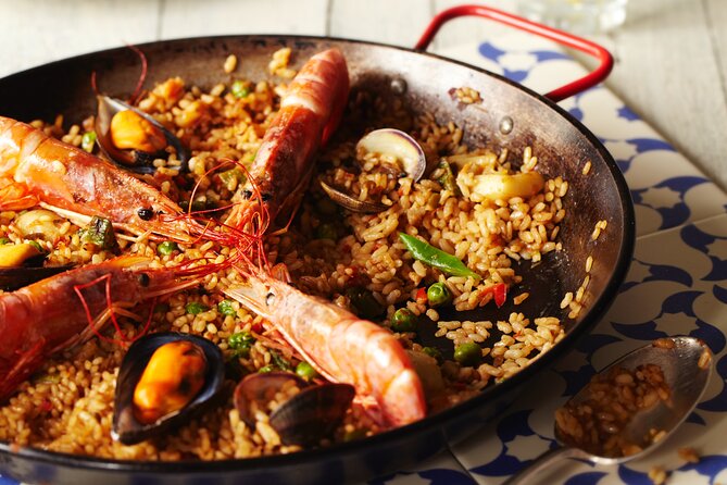 Paella Class & Bottomless Wine: Las Ramblas Views - Practical details before you book