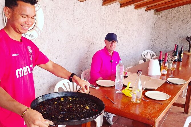 Paella Class, Winery & Bike Ride - Free Hotel Pickup from Sitges - Choosing your paella style in Vilafranca del Penedès