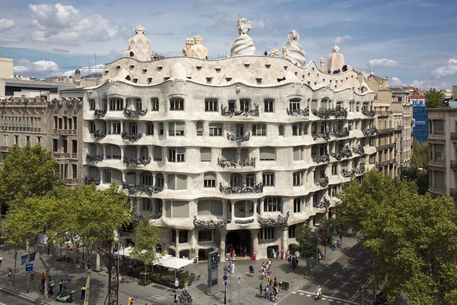 Panoramic Barcelona and Montserrat Excursion - Free time brings trails, liqueurs, and local products