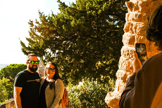 Park Guell and Sagrada Familia Tour with Skip the Line Tickets - Entering the Sagrada Família without the tower visit