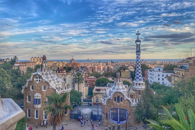 Park Guell Guided Tour in Barcelona with Entry - Meeting at the Carmel entrance
