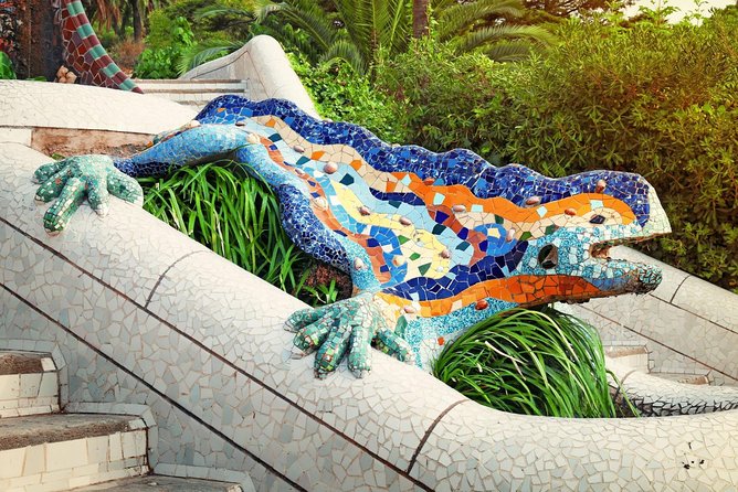 Park Guell Guided Tour with Skip the Line Tickets - The Hall of Columns and its mosaic ceiling