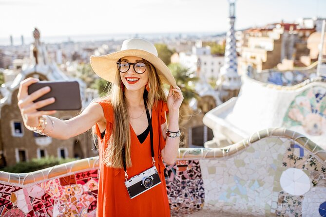 Park Guell Guided Tour with Skip the Line Tickets - Guided option or express self-guided entry?