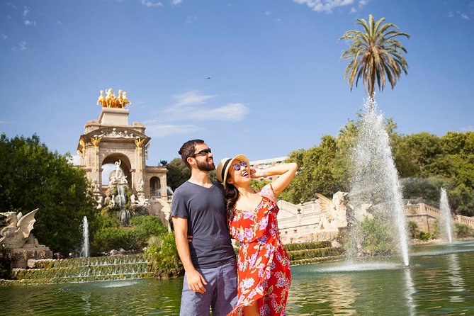 Photoshoot tour in Barcelona Secret Corners - Pont del Bisbe, Barcelona’s famous bridge