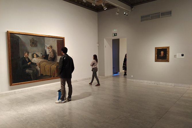Picasso Museum private tour and walk in El Born district - The El Born Centre and the year 1714