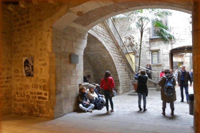 Picasso’s Footsteps: Private Tour & Museum - Ending with coffee at Els Quatre Gats