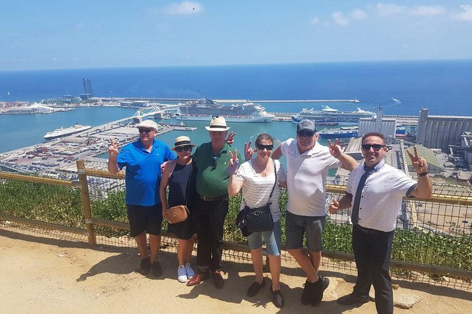 Private 2 Hours Sightseeing Tour in Barcelona - The so-called Diamond Palace stop near Plaça Espanya