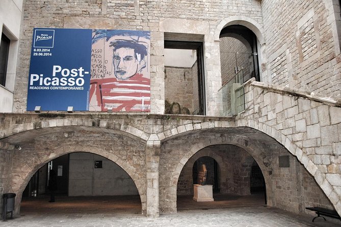 Private Barcelona Art and Tapas Walking Tour with Picasso Museum - El Born turns the afternoon toward food