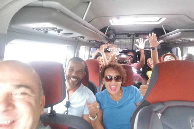 Private Barcelona Half-Day Tour with Local Insights - Passeig de Gracia and the Gaudí houses
