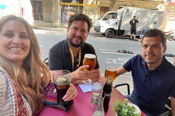 Private Barcelona Highlights: Gothic Sagrada Familia & Park Güell - Walking through the Gothic Quarter