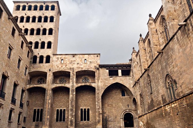 Private Barcelona Old Town and Gothic Quarter Walking Tour - La Rambla and the colorful market at La Boqueria