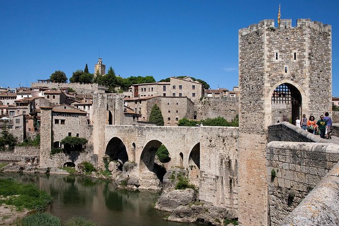 Private Besalú & 3 Medieval Towns Tour with Hotel PickUp from Barcelona - The pace, comfort, and tradeoffs