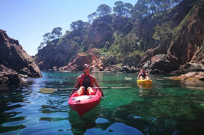 Private Costa Brava Kayak Experience with Snorkel from Barcelona - When the weather changes the plan