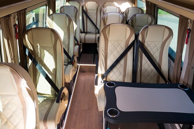 Private Cruise Port to Airport Transfer in Barcelona - Timing your pickup around a flight