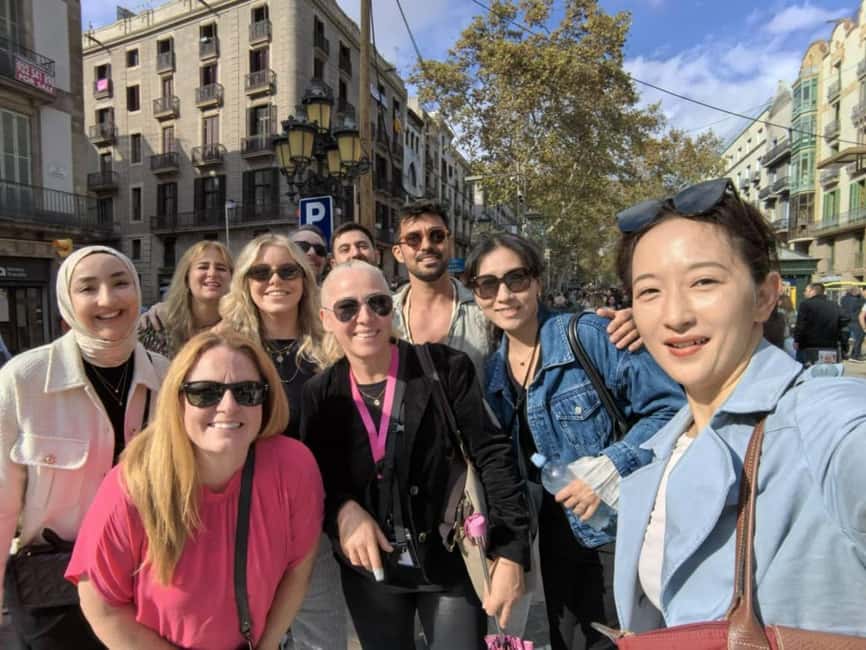 Private E-Bike Tour: Park Güell & Best of Barcelona - Guide quality and equipment concerns