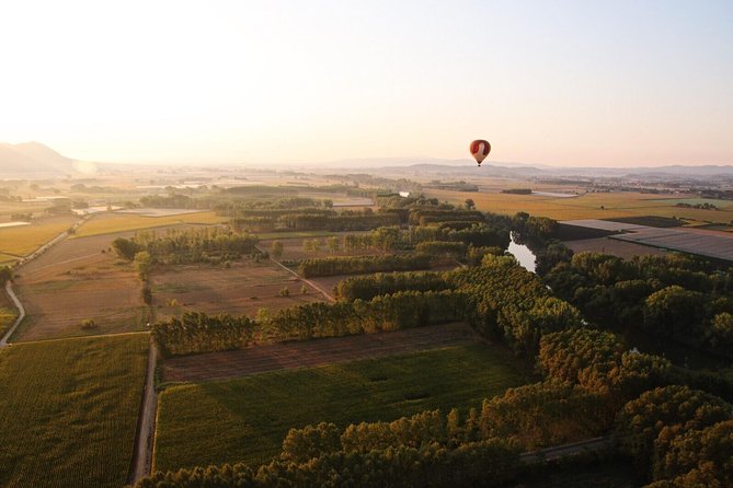Private Exclusive Hot Air Balloon Barcelona - Who will enjoy this most?